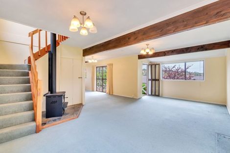 Photo of property in 13 Makiri Street, Helensville, 0800