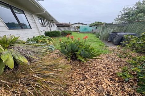 Photo of property in 5 Simcox Street, Otaki Beach, Otaki, 5512