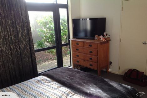 Photo of property in 74/2 Armoy Drive, East Tamaki, Auckland, 2016