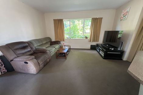 Photo of property in 9 Memorial Avenue, Ilam, Christchurch, 8053