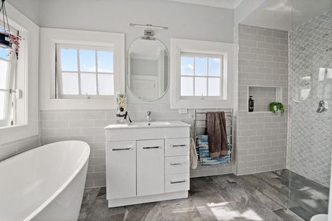 Photo of property in 35 Helvetia Road, Pukekohe, 2120