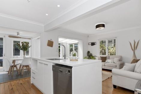 Photo of property in 21a Terrace Avenue, Mount Maunganui, 3116