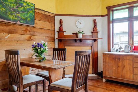 Photo of property in 23 Knowles Street, Terrace End, Palmerston North, 4410