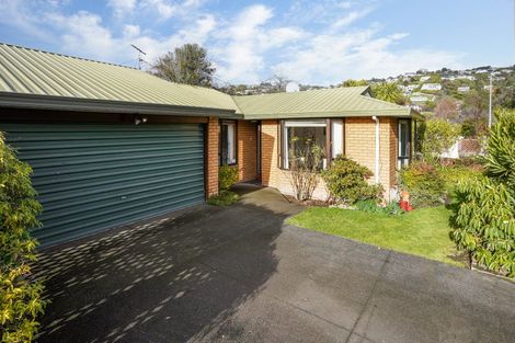 Photo of property in 2/7 Torvill And Dean Lane, Cashmere, Christchurch, 8022