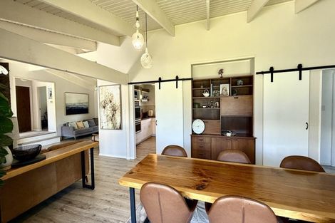 Photo of property in 5 Holyoake Place, Chatswood, Auckland, 0626