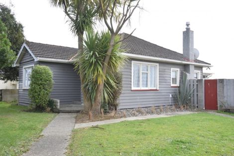Photo of property in 64 Moa Street, Waikiwi, Invercargill, 9810