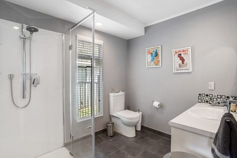 Photo of property in 62 Christian Road, Swanson, Auckland, 0614