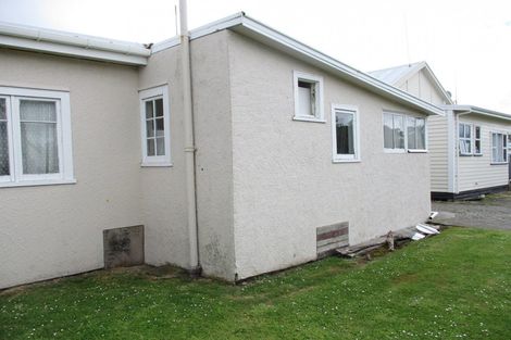 Photo of property in 6 Pirie Street, Palmerston North, 4410