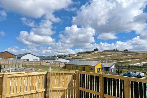 Photo of property in 20 Oopunga Road, Pukekohe, 2120