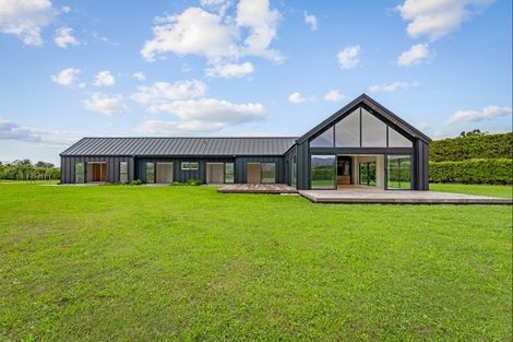 Photo of property in 261 Point Wells Road, Point Wells, 0986