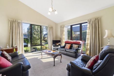 Photo of property in 56 Cairns Crescent, Rototuna, Hamilton, 3210