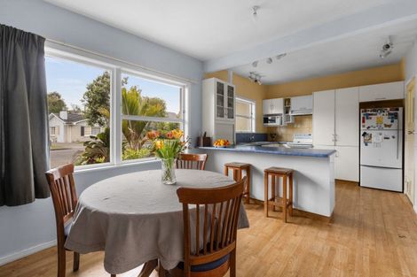 Photo of property in 4 Shortland Place, Havelock North, 4130