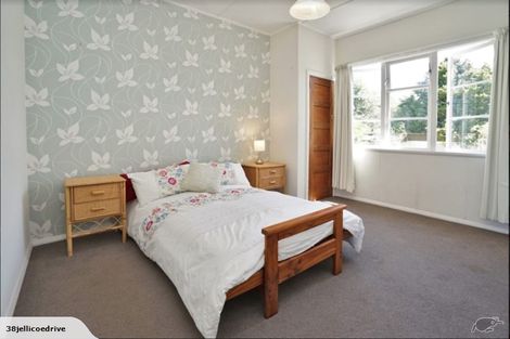 Photo of property in 38 Jellicoe Drive, Hamilton East, Hamilton, 3216