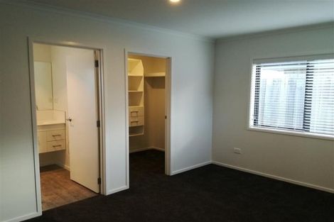 Photo of property in 18 Kahuparere Crescent, Pyes Pa, Tauranga, 3112