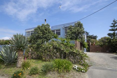 Photo of property in 483 Marine Parade, South New Brighton, Christchurch, 8062