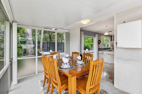 Photo of property in 8 Palawan Place, Torbay, Auckland, 0630