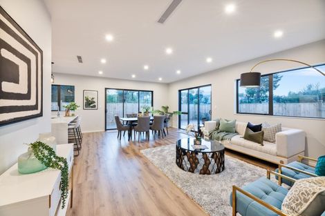 Photo of property in 18 Cirrus Way, Ranui, Auckland, 0612