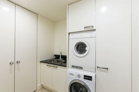 Photo of property in 6/308 Oriental Parade, Oriental Bay, Wellington, 6011