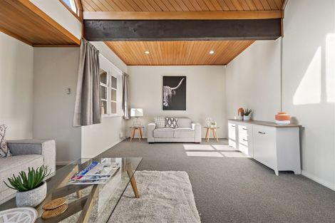 Photo of property in 1/37 Garreg Road, Fendalton, Christchurch, 8052