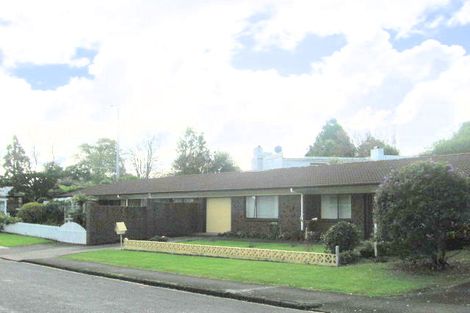 Photo of property in 96 Edmonton Road, Henderson, Auckland, 0612