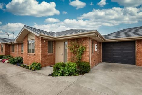 Photo of property in 2/49 Gardiners Road, Bishopdale, Christchurch, 8051