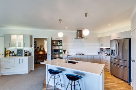 Photo of property in 113 Kent Terrace, Taradale, Napier, 4112