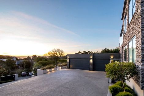 Photo of property in 19 Gwynfa Avenue, Cashmere, Christchurch, 8022