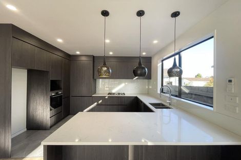Photo of property in 26 Sandgate Avenue, Botany Downs, Auckland, 2010