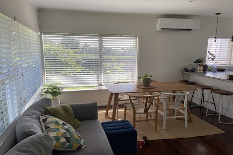 Photo of property in 1/43 Tramway Road, Beach Haven, Auckland, 0626
