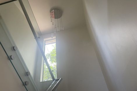 Photo of property in 25a Schnapper Rock Road, Greenhithe, Auckland, 0632