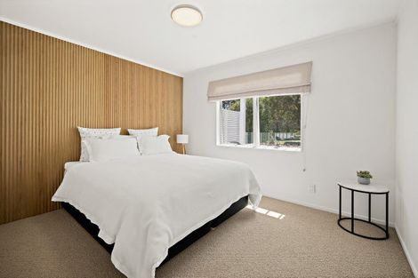 Photo of property in 5 Twilight Bay, Omaha, 0986