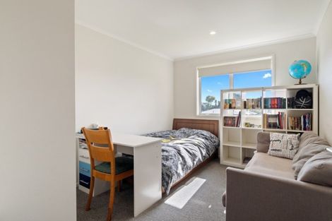 Photo of property in 27 Elena Place, Welcome Bay, Tauranga, 3112