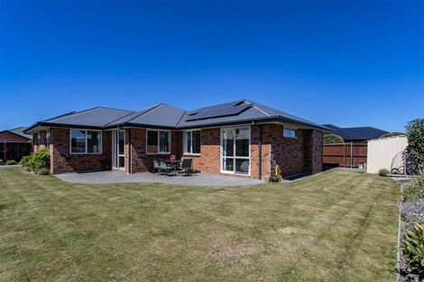 Photo of property in 5 Lancewood Way, Rangiora, 7400