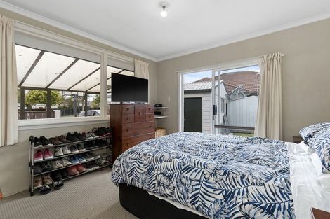 Photo of property in 28 Barnes Road, Redwood, Christchurch, 8051