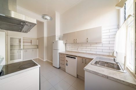 Photo of property in 36 The Parade, Island Bay, Wellington, 6023