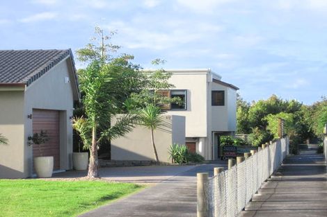 Photo of property in 19 Falstaff Place, Half Moon Bay, Auckland, 2012