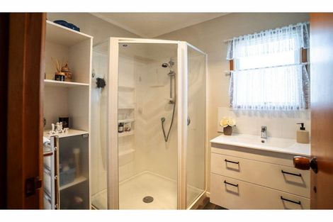 Photo of property in 24 Cannon Drive, Kerikeri, 0230