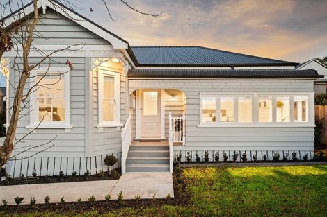 Photo of property in 48 Princes Street, Riverhead, 0820