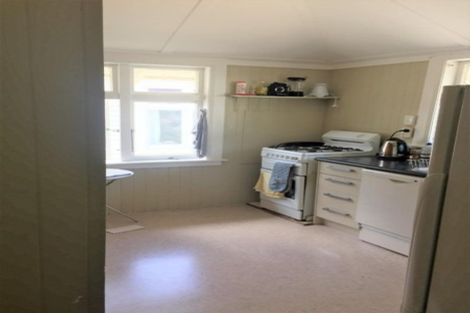 Photo of property in 17 Hankey Street, Mount Cook, Wellington, 6011