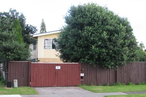 Photo of property in 34 Eruini Street, Waikanae Beach, Waikanae, 5036
