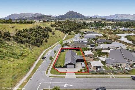 Photo of property in 10 Rifleman Street, Albert Town, Wanaka, 9305