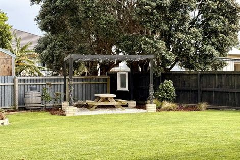 Photo of property in 344 One Tree Point Road, One Tree Point, 0118