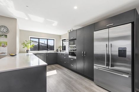 Photo of property in 11a Fernaig Street, Papakura, 2110