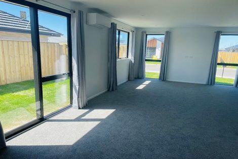 Photo of property in 31 Mehrtens Crescent, Woodend, 7691