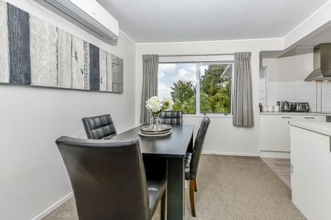 Photo of property in 4/26 Midgley Road, West Harbour, Auckland, 0618