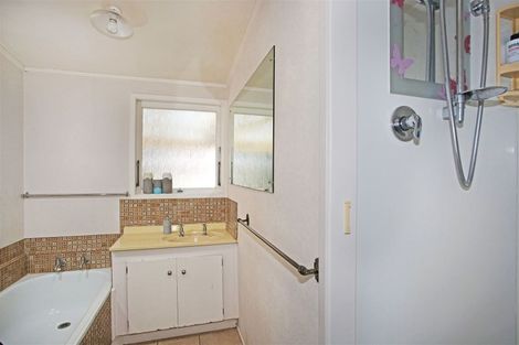 Photo of property in 75 Elliot Street, Pahurehure, Papakura, 2113