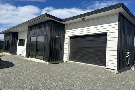 Photo of property in 79 Dejoux Road, Winton, 9720