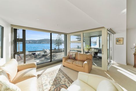 Photo of property in 318 Oriental Parade, Oriental Bay, Wellington, 6011