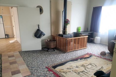 Photo of property in 43 Gordon Street, Dannevirke, 4930