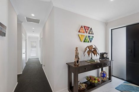 Photo of property in 13 Owen Drive, Darfield, 7510